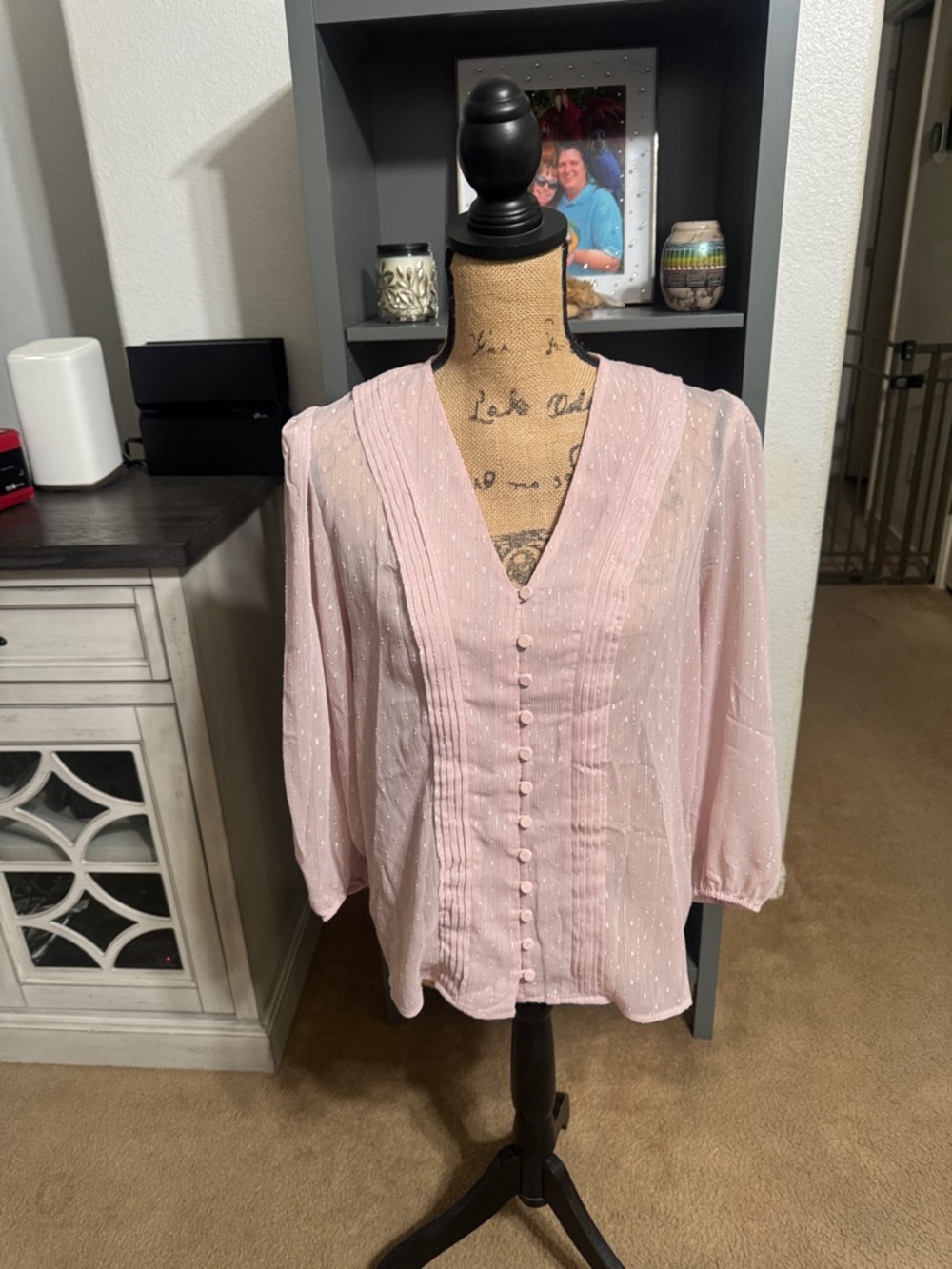 Express Pale Pink V-Neck Button-Front Blouse Size M